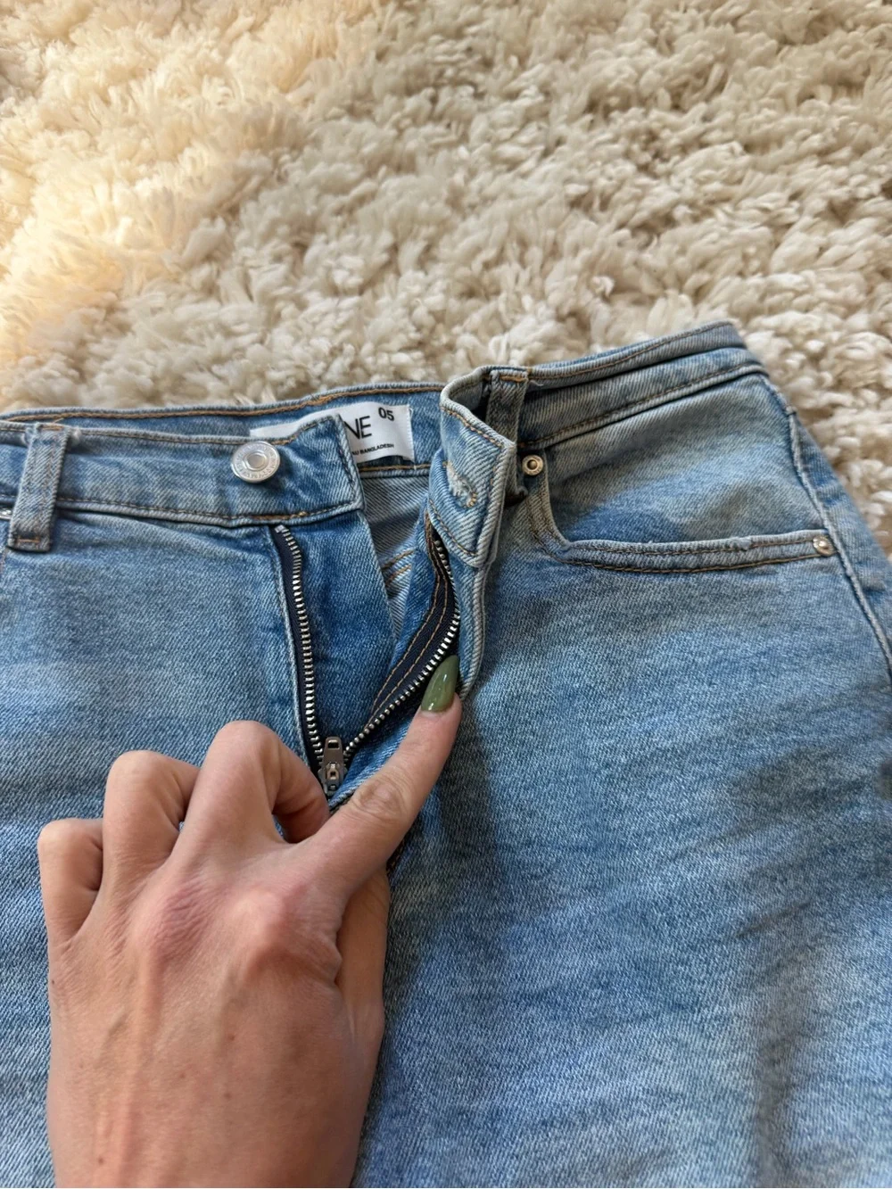 Ardene Super cute night wasted Light Wash Rolled Cuff Denim Shorts